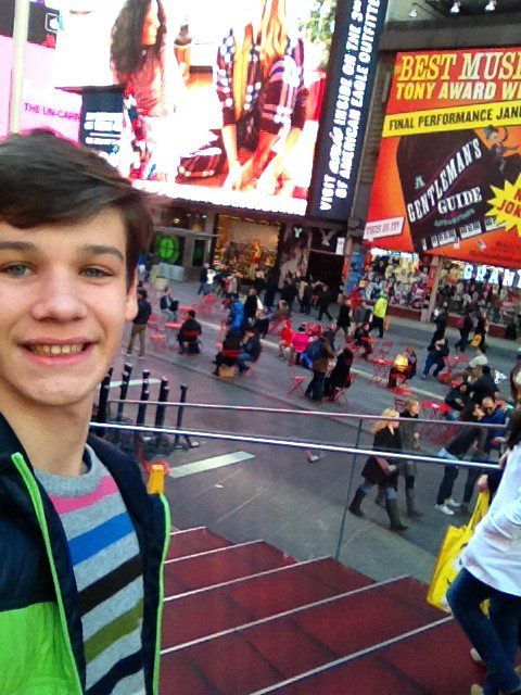 Beni a Times Square-en