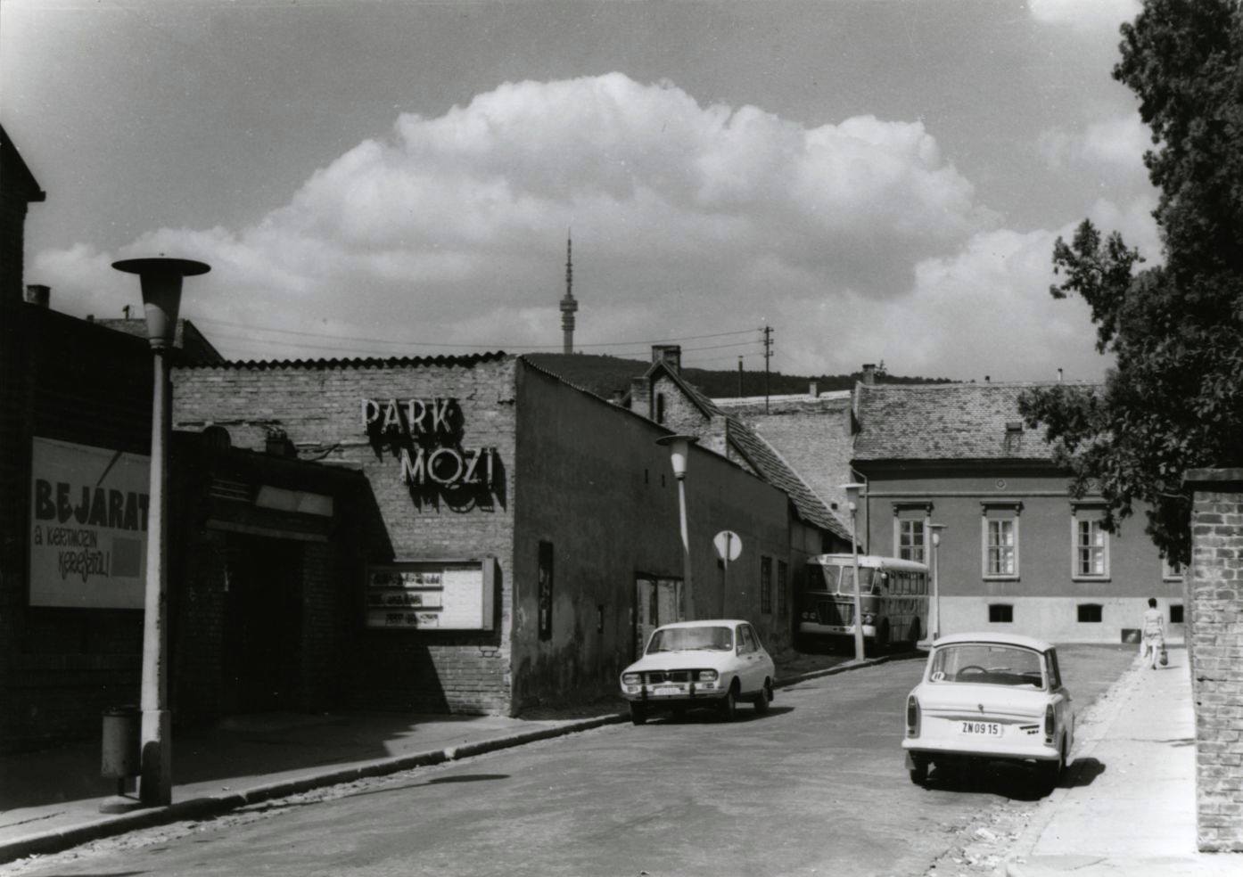 A Park Mozi a '70-es években (Fotó: Régi Pécs Facebook)