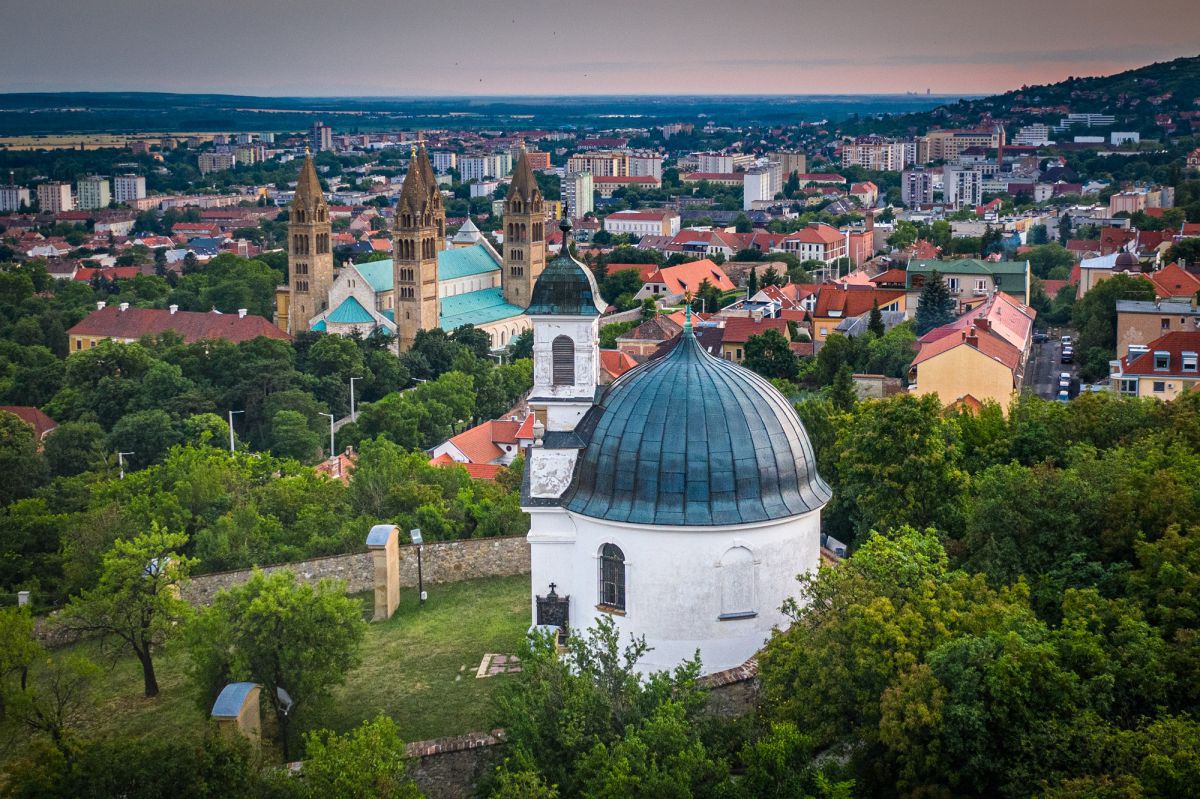 pécs makarska távolság dalszöveg