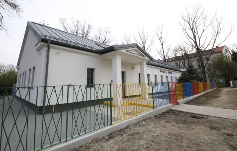 Megújult bölcsi várja a kicsiket a Pákolitz utcában